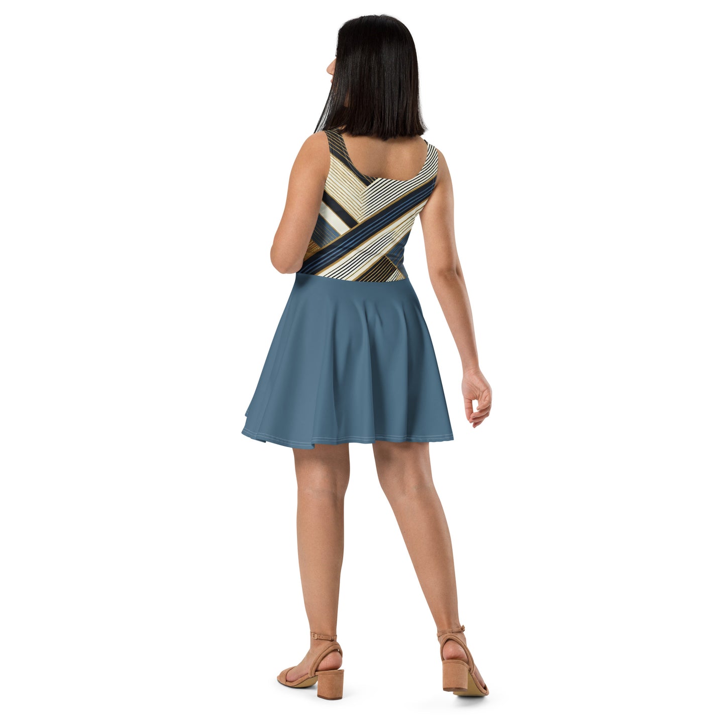 Unsneak Woman - Skater Dress